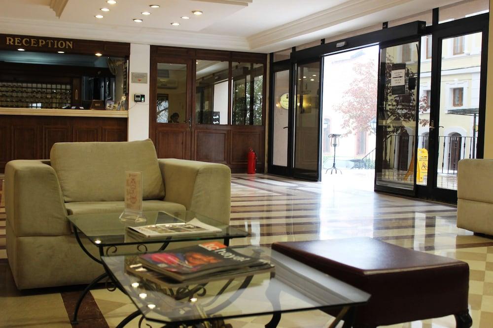 Montania Town Hotel Mudanya Bagian luar foto