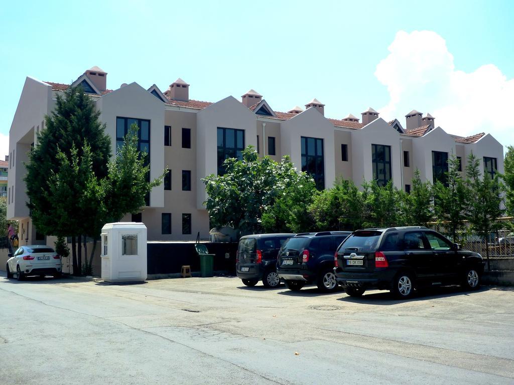 Montania Town Hotel Mudanya Bagian luar foto