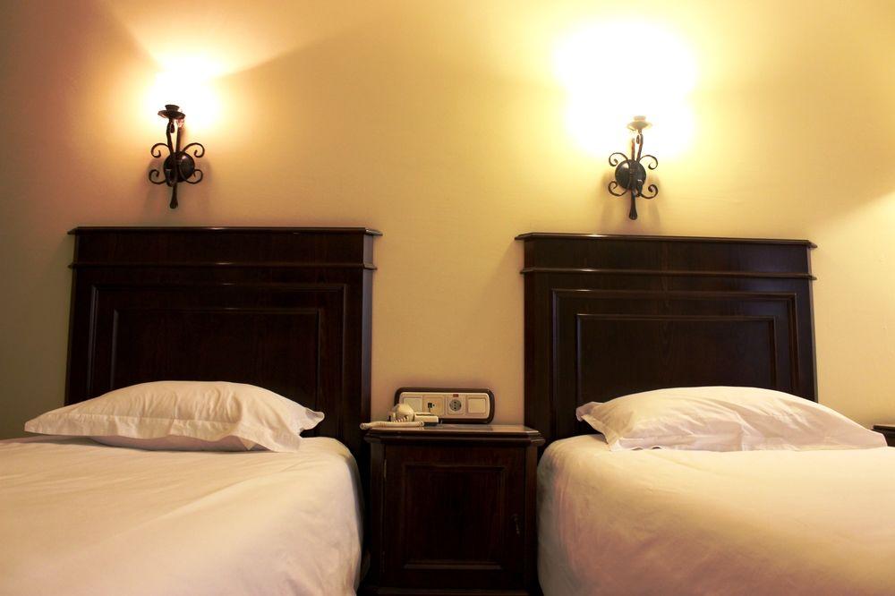 Montania Town Hotel Mudanya Bagian luar foto